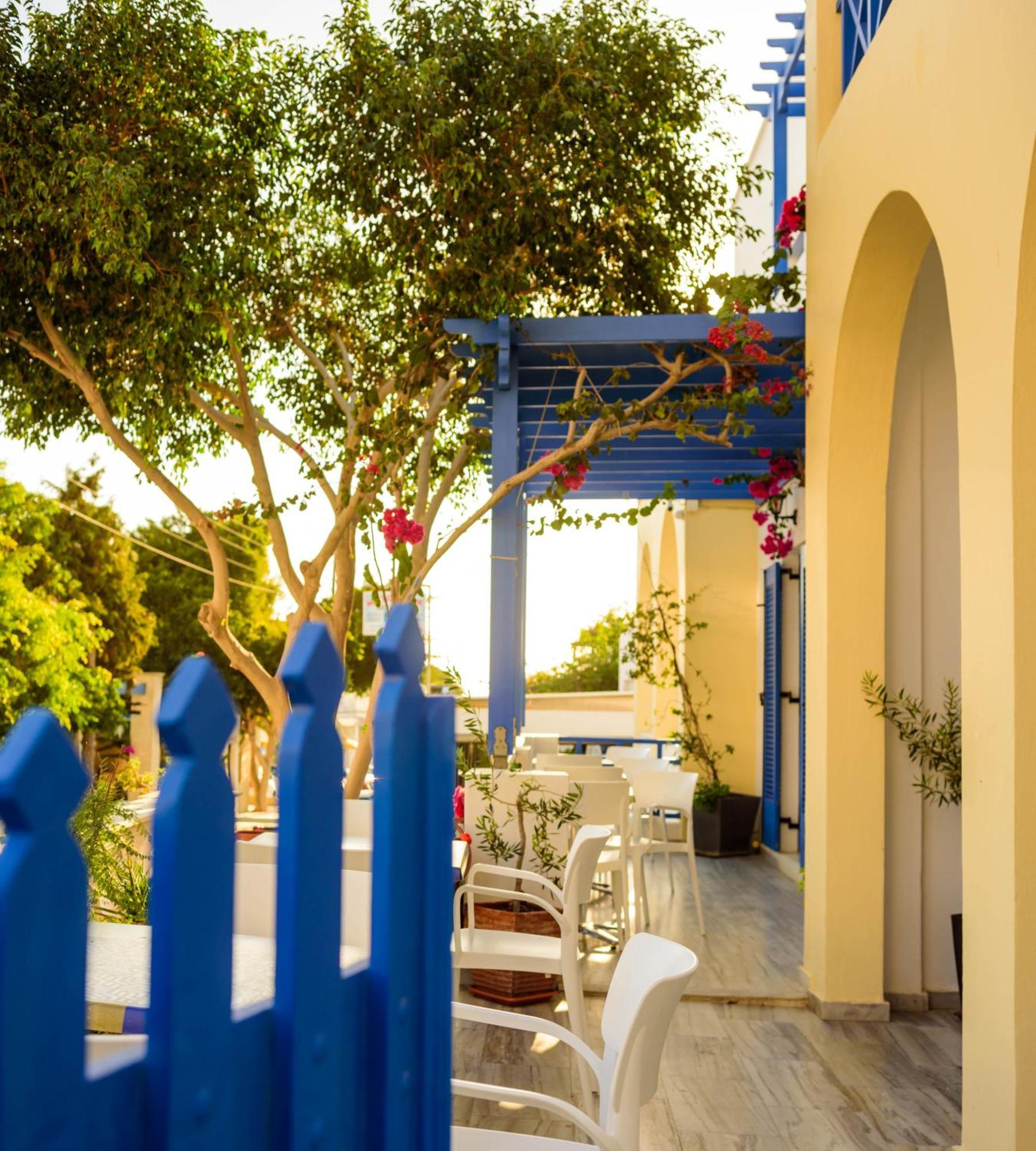 Karidis Hotel Kamári 외부 사진